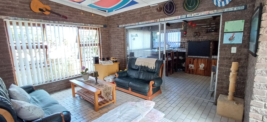 3 Bedroom Property for Sale in Dana Bay Western Cape